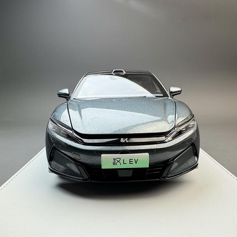 1:18 BYD Han L EV Diecast Model Car – Dark Green