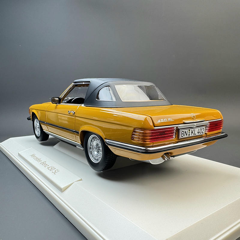 Norev 1:18 Mercedes-Benz 450SL Diecast Model – Yellow