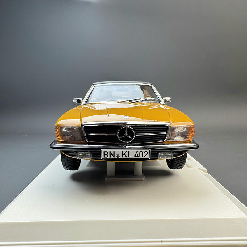 Norev 1:18 Mercedes-Benz 450SL Diecast Model – Yellow – YX car model