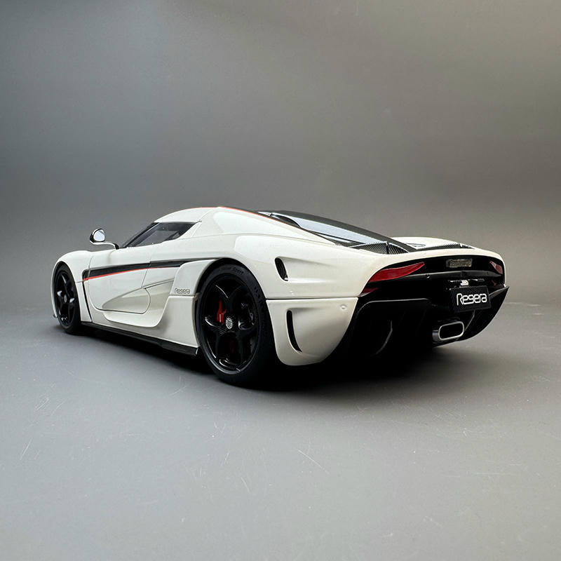 AUTOart 1:18 Koenigsegg Regera Diecast Model – YX car model