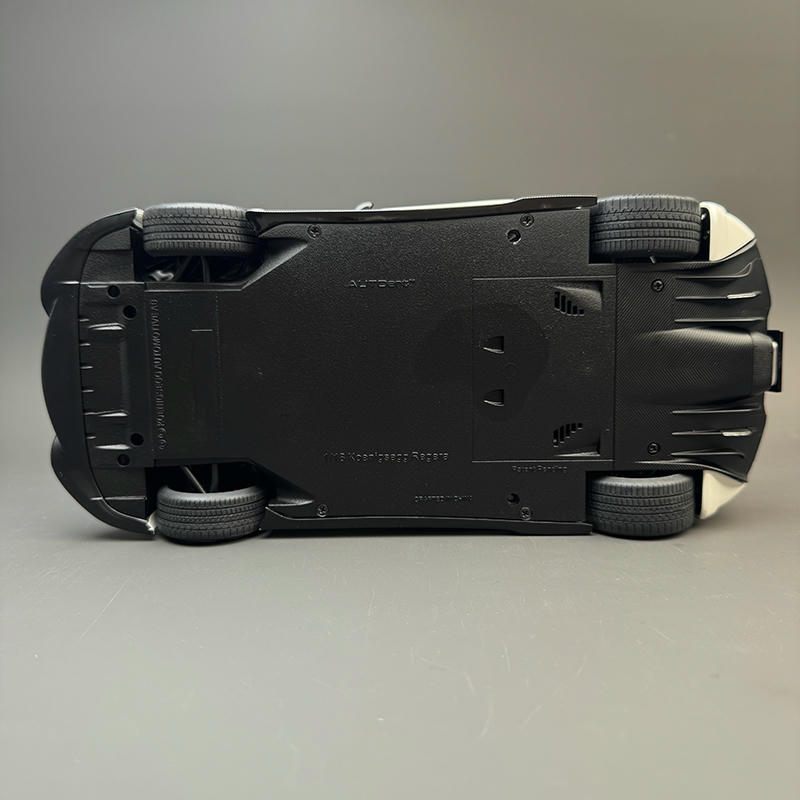 AUTOart 1:18 Koenigsegg Regera Diecast Model