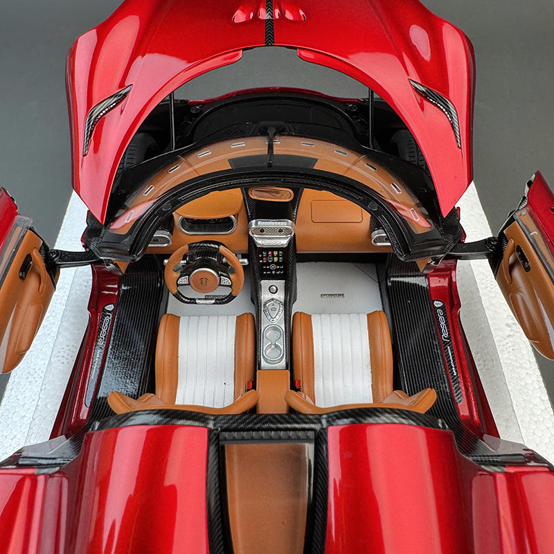 AUTOart 1:18 Koenigsegg Regera Diecast Model