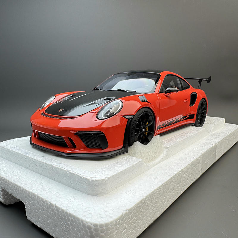 AUTOart 1:18 Porsche 911 (991.2) GT3 RS Diecast Model