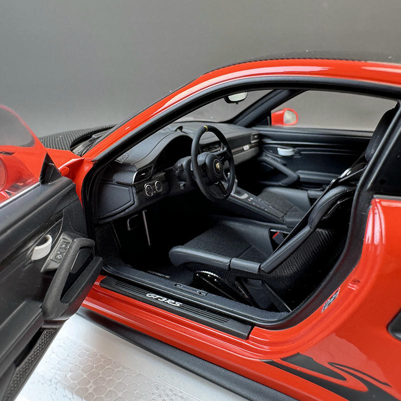 AUTOart 1:18 Porsche 911 (991.2) GT3 RS Diecast Model