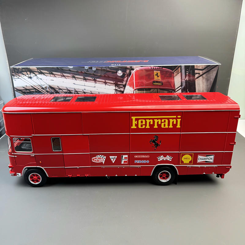 CMR 1:18 OM Fiat 150 Rolfo Ferrari Race Car Transporter