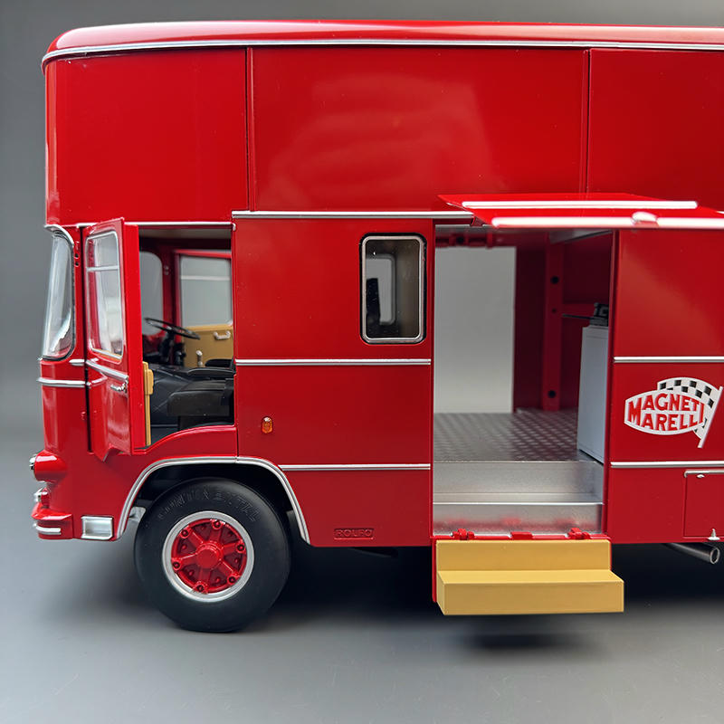 CMR 1:18 OM Fiat 150 Rolfo Ferrari Race Car Transporter