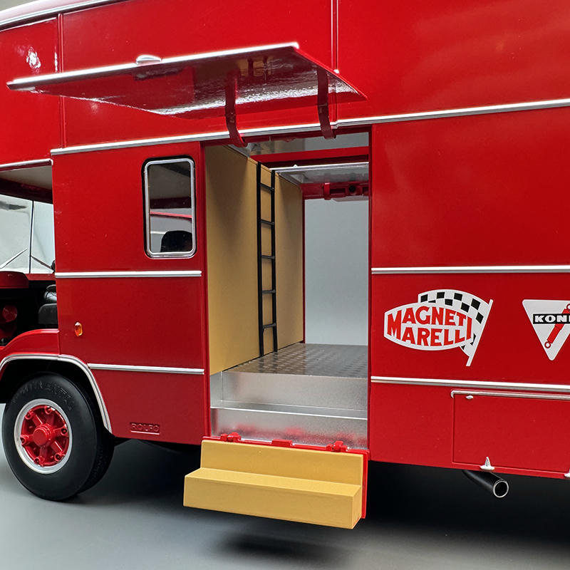 CMR 1:18 OM Fiat 150 Rolfo Ferrari Race Car Transporter