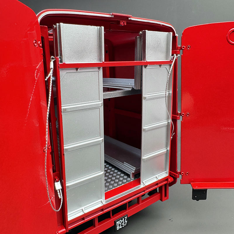 CMR 1:18 OM Fiat 150 Rolfo Ferrari Race Car Transporter