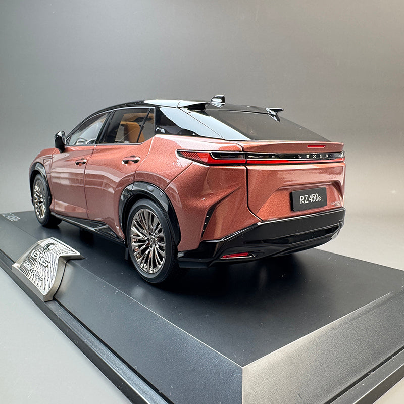 Original Lexus RZ450e 1:18 Diecast Model SUV – YX car model