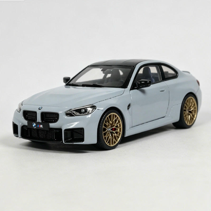 SOLIDO 1:18 BMW M2 CS (2025) Diecast Model — Brooklyn Grey