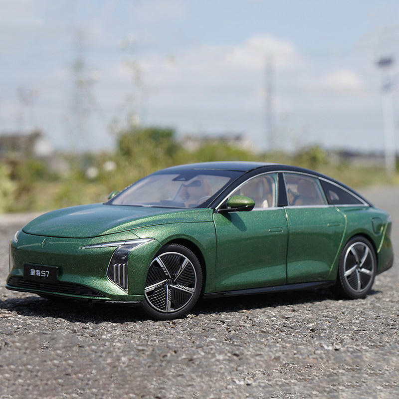 1:18 Fengxing Xinghai S7 Diecast Model Car