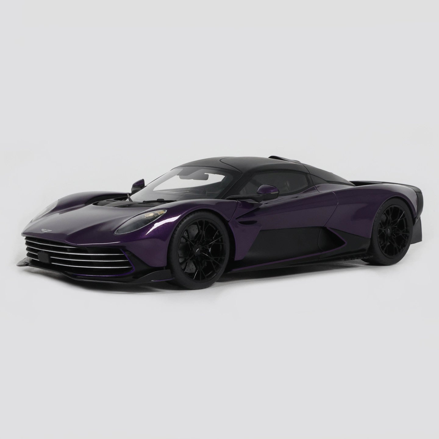 GT Spirit 1:18 Aston Martin Valhalla Resin Model Car