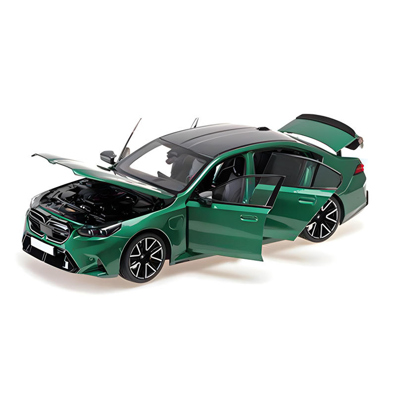 Minichamps 1:18 BMW M5 2024 Diecast Model Car
