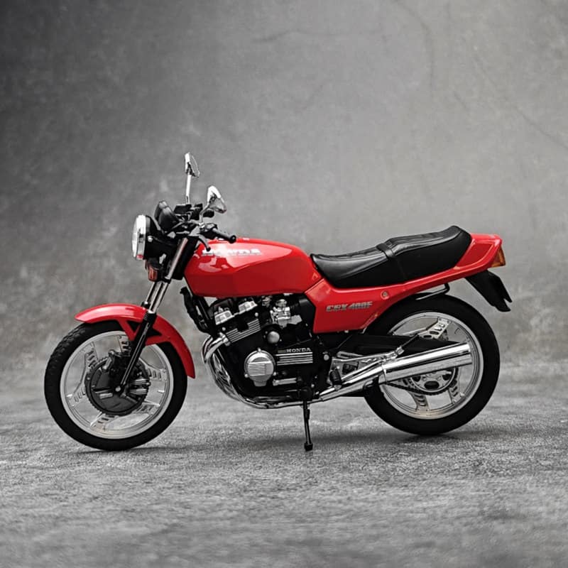 Aoshima 1:12 Honda CBX 400F Static Motorcycle Model – Classic Japanese Bike