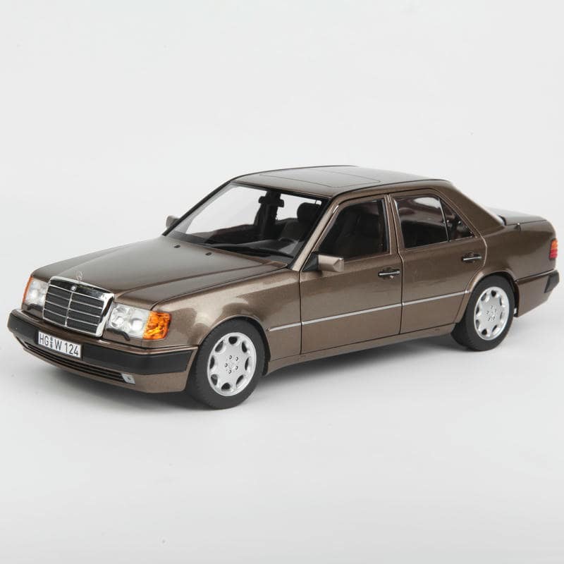 NOREV 1:18 Mercedes-Benz 500 E W124 (1990) Fully Opening Diecast Model Car