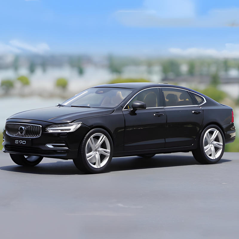 OEM 1:18 S90 Luxury Sedan Diecast Model