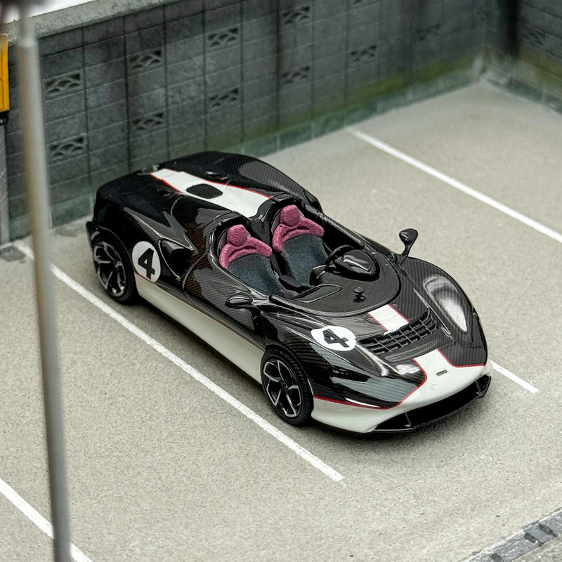LCD Model 1:64 McLaren ELVA Diecast Car