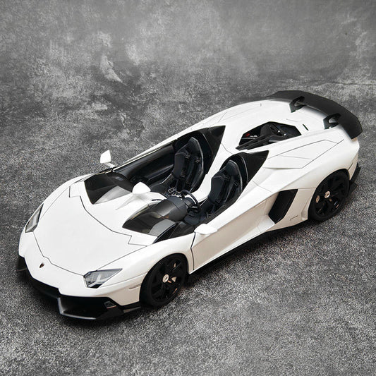 AUTOart 1:18 Lamborghini Aventador J LP700-4 Diecast Model