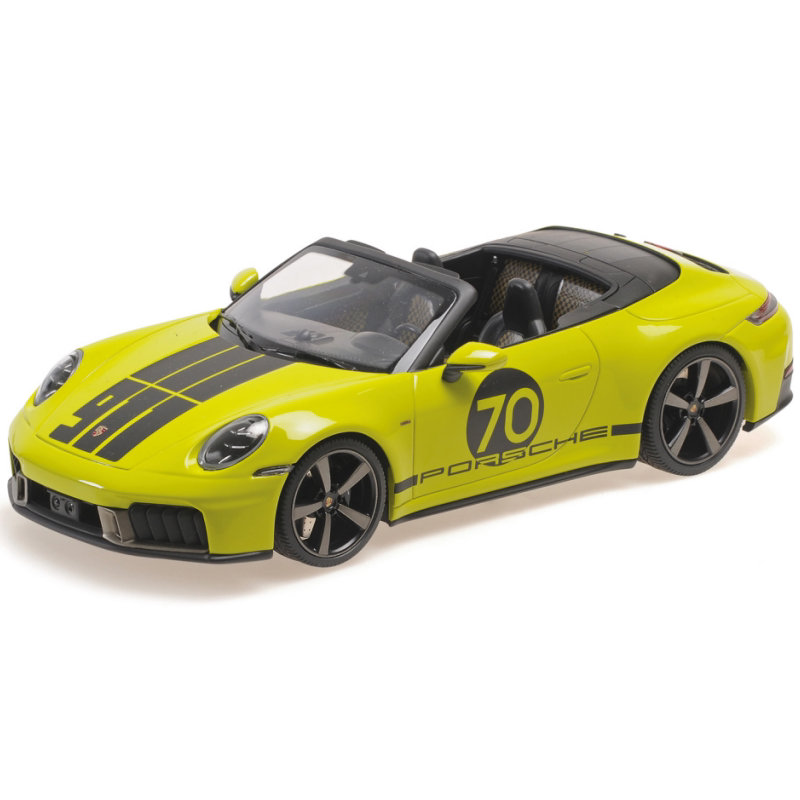 MINICHAMPS 1:18 Porsche 911 Carrera GTS Diecast Model Car