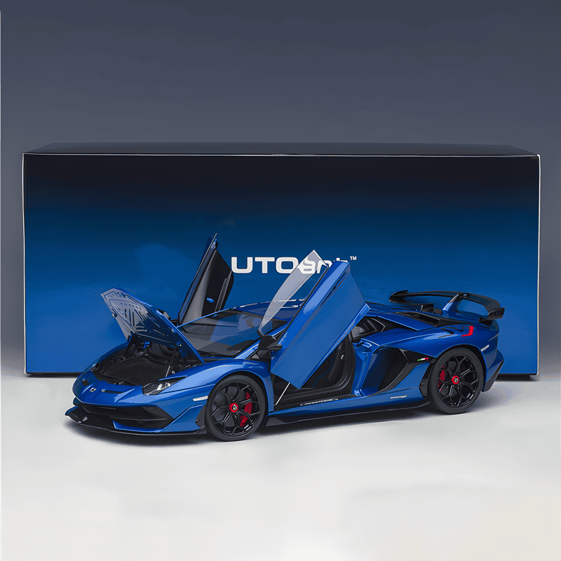 AutoArt Lamborghini Aventador SVJ 1:18 Scale Diecast Model – Diecast Supercar Collection（Blue）