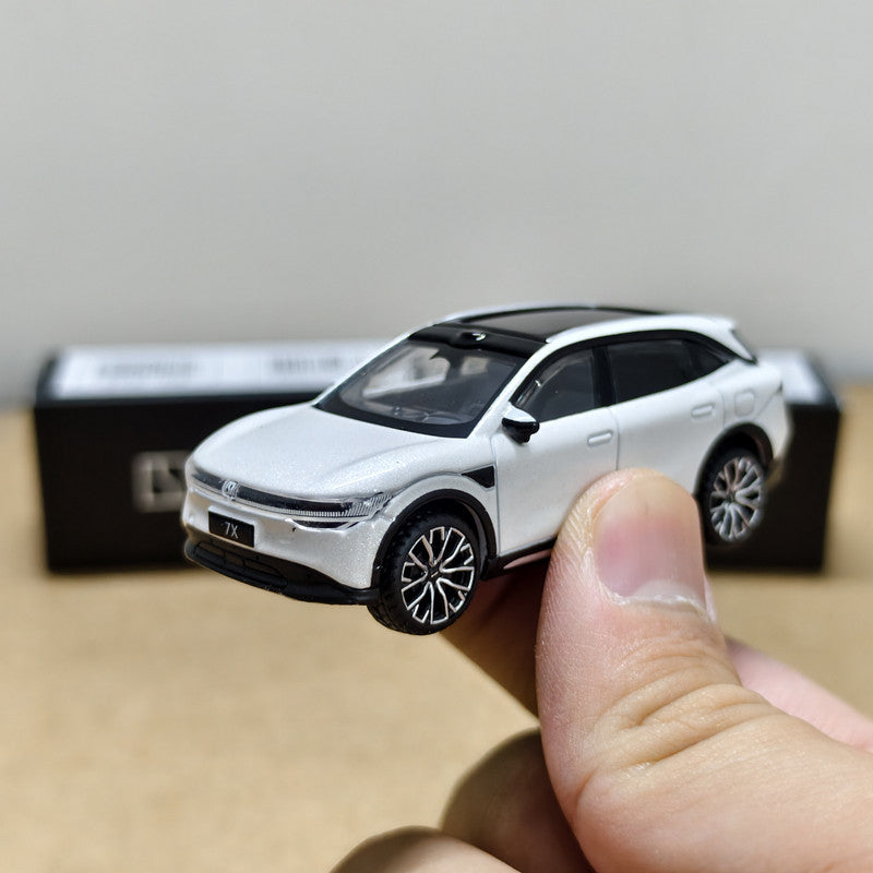 Official 1:64 ZEEKR 7X Diecast Model Car – Geely Electric SUV Alloy Collector Model
