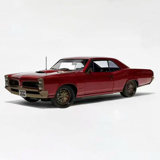 ACME 1:18 1966 Pontiac GTO Street Fighter Diecast Model