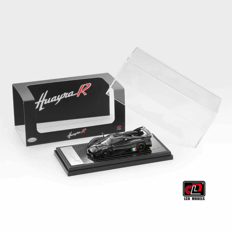 LCD 1:64 Pagani Huayra R – Black Carbon