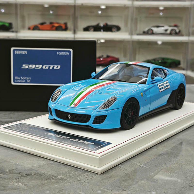 Dino Model 1:18 Ferrari 599 GTO Resin Model