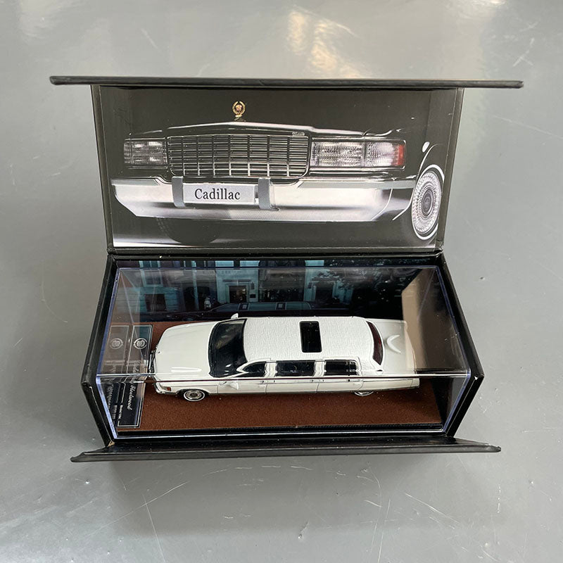Xiaoguang Original Factory 1:64 Holz Extended Edition Legierung Automodell Automodell Sammlung Edition