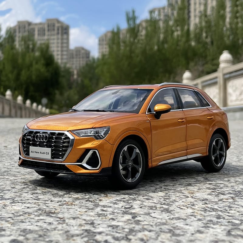 FAW Audi Q3 2019 1:18 Alloy Diecast Model Car