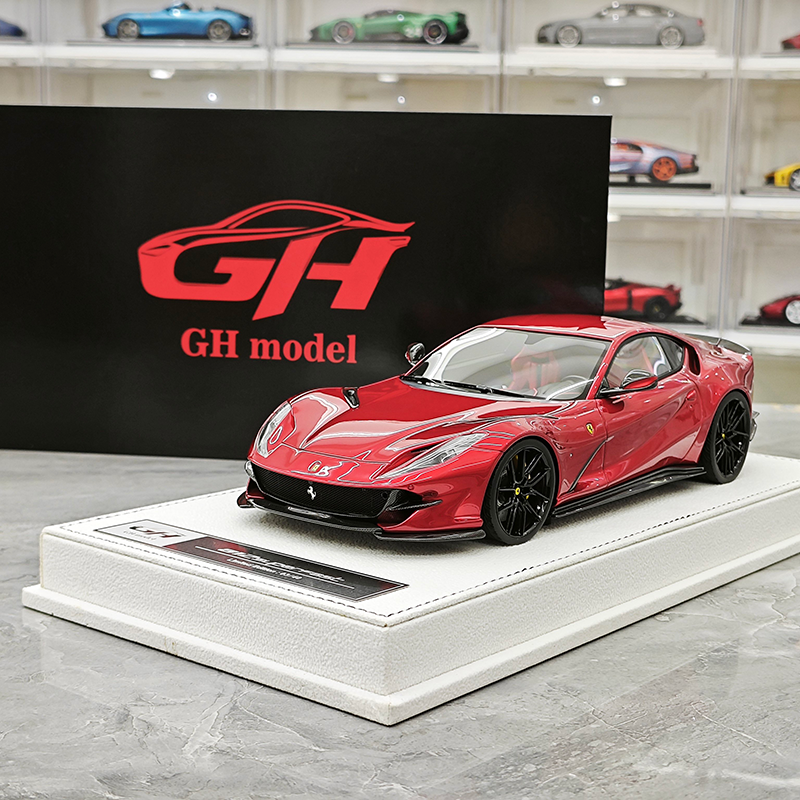 GH 1:18 Ferrari 812 Superfast Limited Edition Resin Model Car