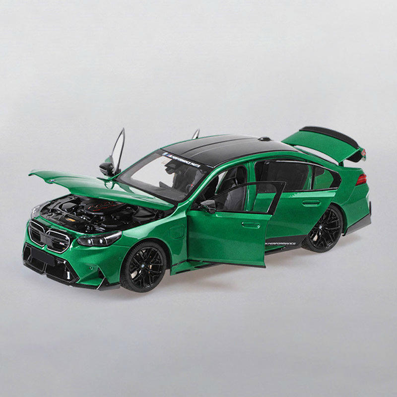 Minichamps BMW M5 Performance Parts 2024 1:18 Diecast Model Car