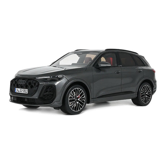 OTTO 1:18 Audi SQ5 TFSI Resin Model