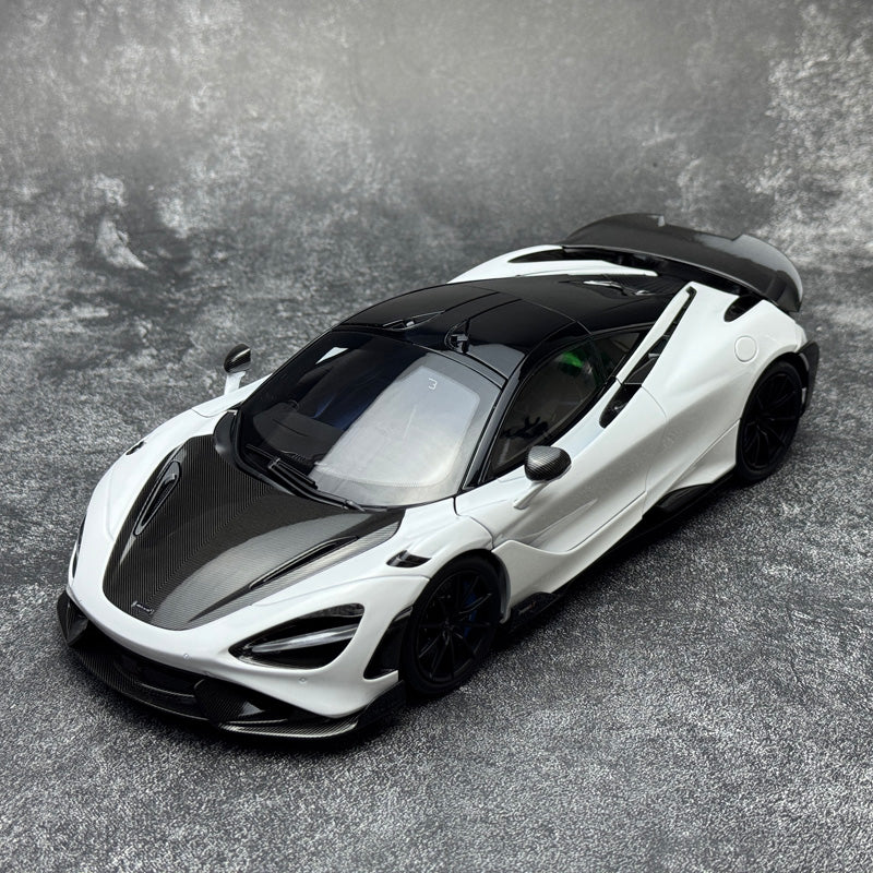 HPD 1:18 McLaren 765LT Diecast Car