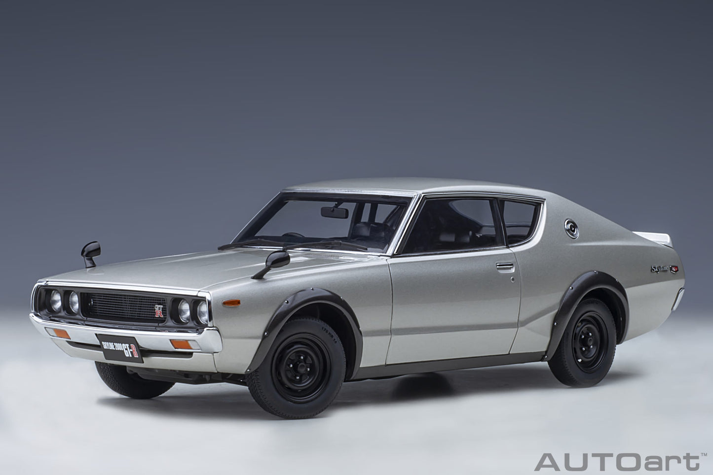AUTOart Nissan GT-R Skyline KPGC110 – 1:18 Scale Model (Classic Hakosuka Heritage Edition)