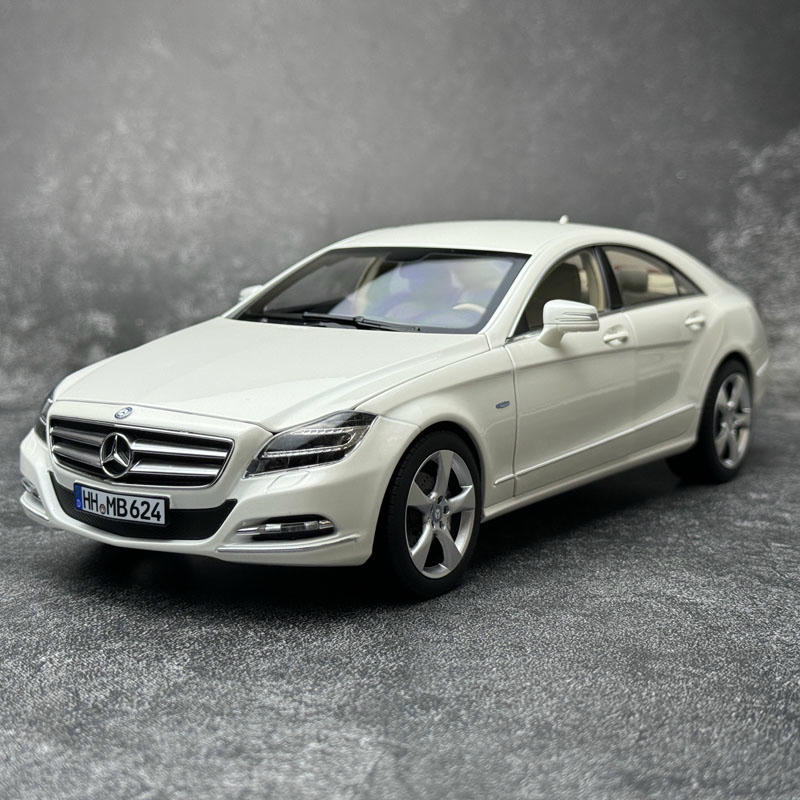 Norev 1:18 Mercedes-Benz CLS-Class Coupe (C218) 2011 Diecast Model