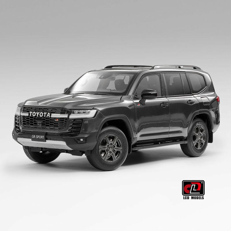 LCD 1:18 Toyota Land Cruiser 300 GR Sport Diecast Model