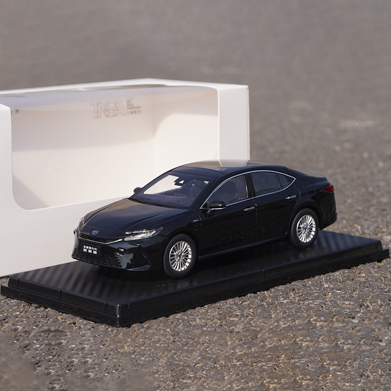 Original 1:30 Toyota Camry XSE 2024 (9th Gen) Diecast Model