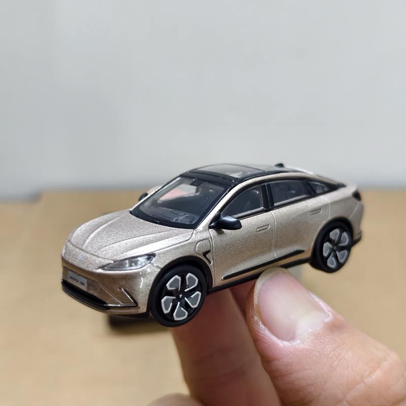 1:64 ARCFOX Alpha Series Diecast Model – Alpha T5 / Alpha S5 / Kaola S Collector Car