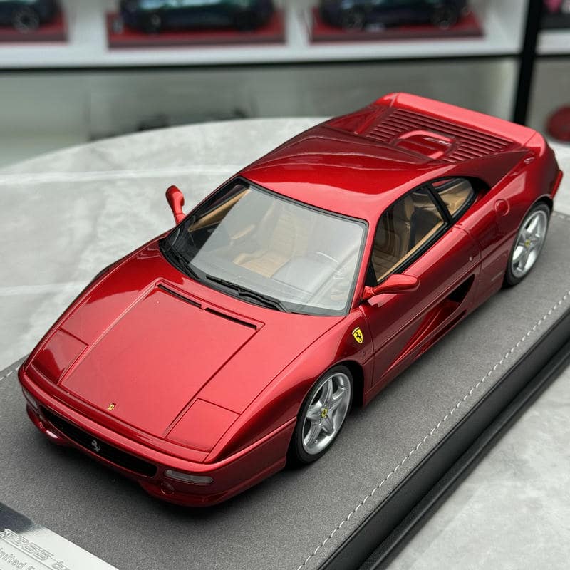 V8 Model 1:18 Ferrari F355 Resin Model Car