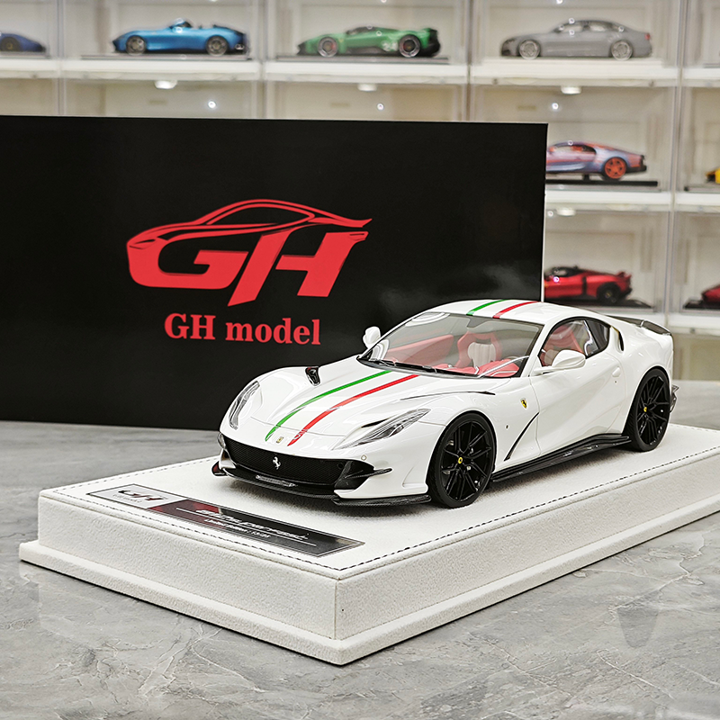 GH 1:18 Ferrari 812 Superfast Limited Edition Resin Model Car