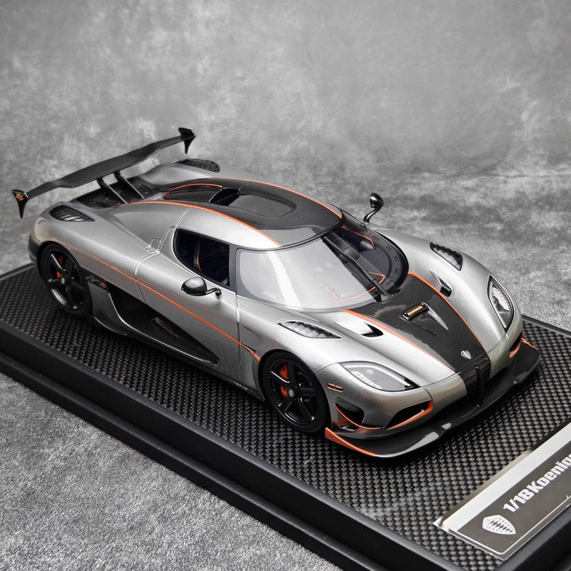 VMB Koenigsegg Agera RS 1:18 Resin Supercar Model