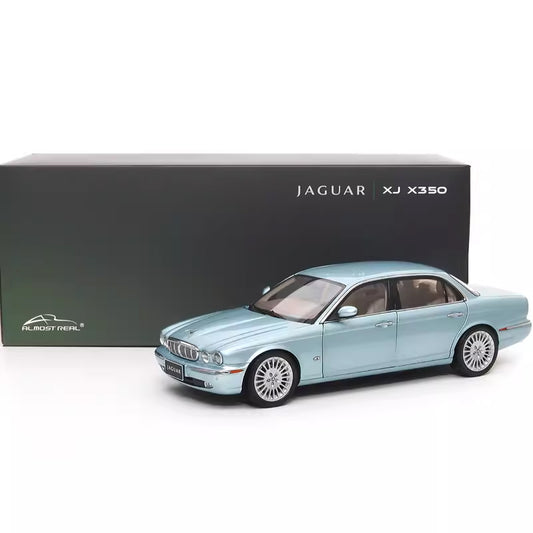 Jaguar XJ (X350) – 1:18 Diecast Model by Almost Real (Limited Edition of 2,000 – Full Function Display)（810503）