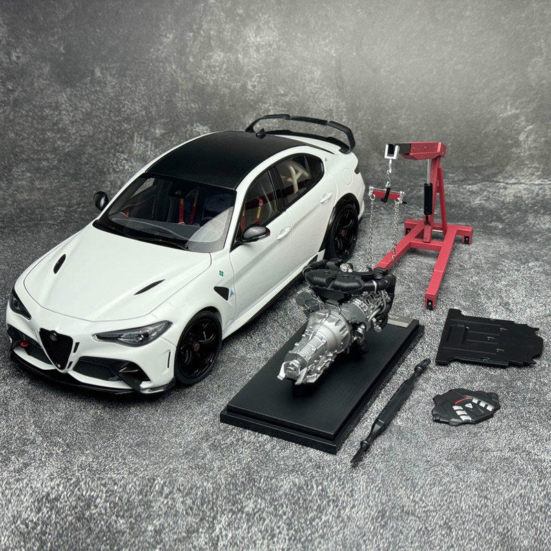 MotorHelix 1:18 Alfa Romeo Giulia GTAm Alloy Diecast Model