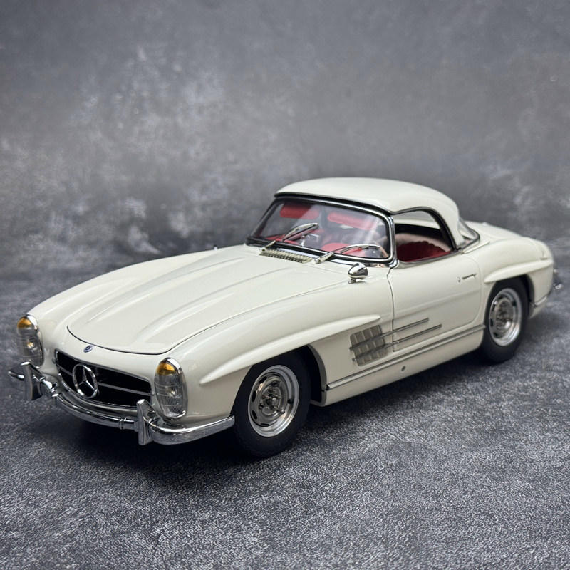 CMC 1:18 Mercedes-Benz 300SL Roadster Coupe Diecast Model