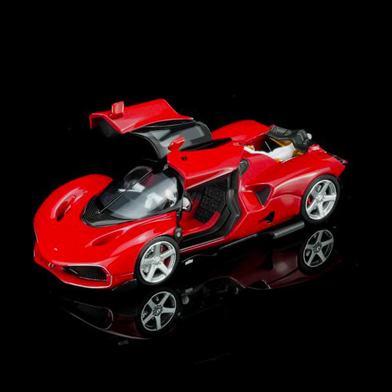 MOTORHELIX 1:64 Nilu27 Diecast Opening Model