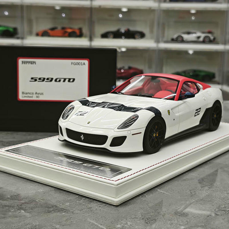 Dino Model 1:18 Ferrari 599 GTO Resin Model