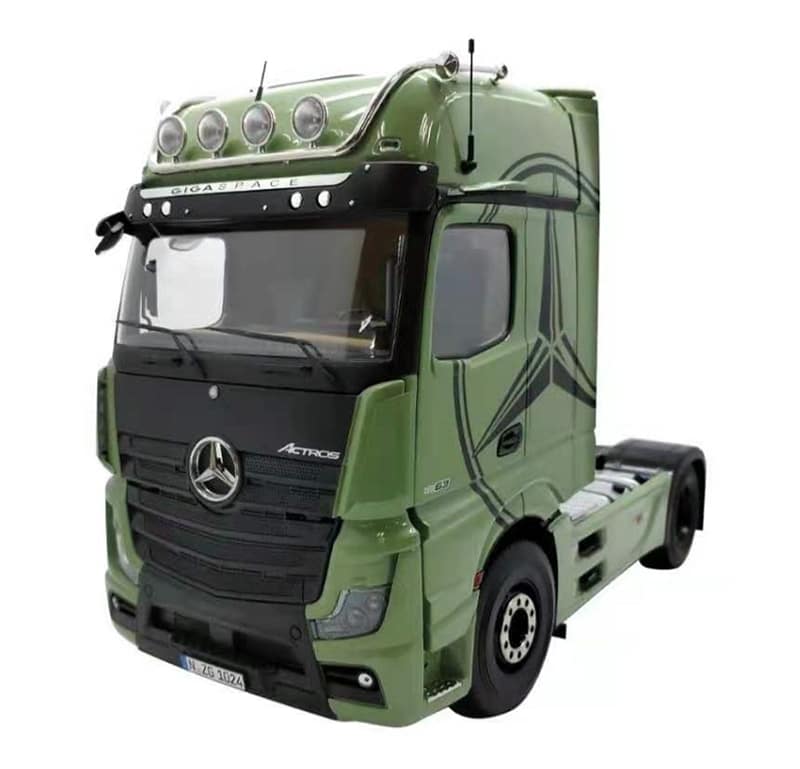 NZG 1:18 Mercedes-Benz Actros GigaSpace 4x2 Diecast Truck Model