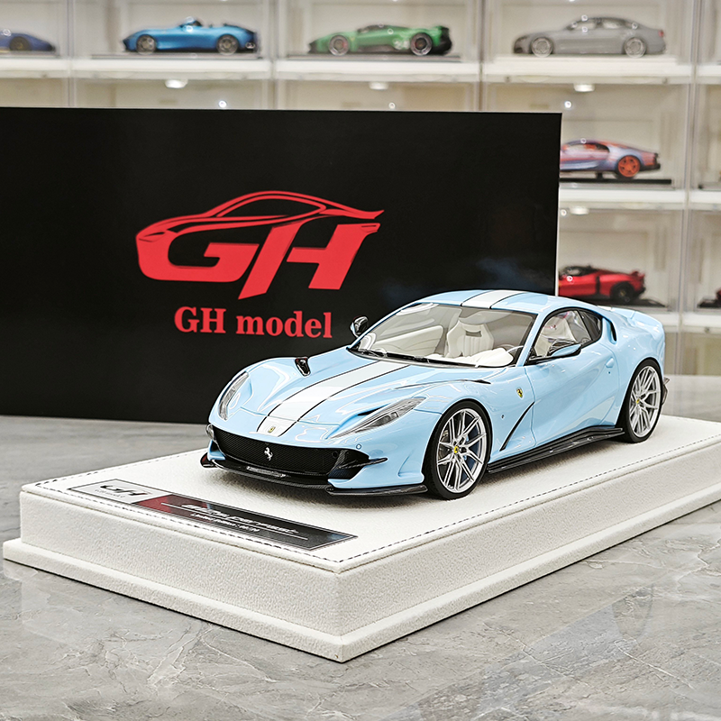 GH 1:18 Ferrari 812 Superfast Limited Edition Resin Model Car
