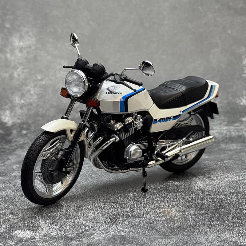 Aoshima 1:12 Honda CBX 400F Static Motorcycle Model – Classic Japanese Bike